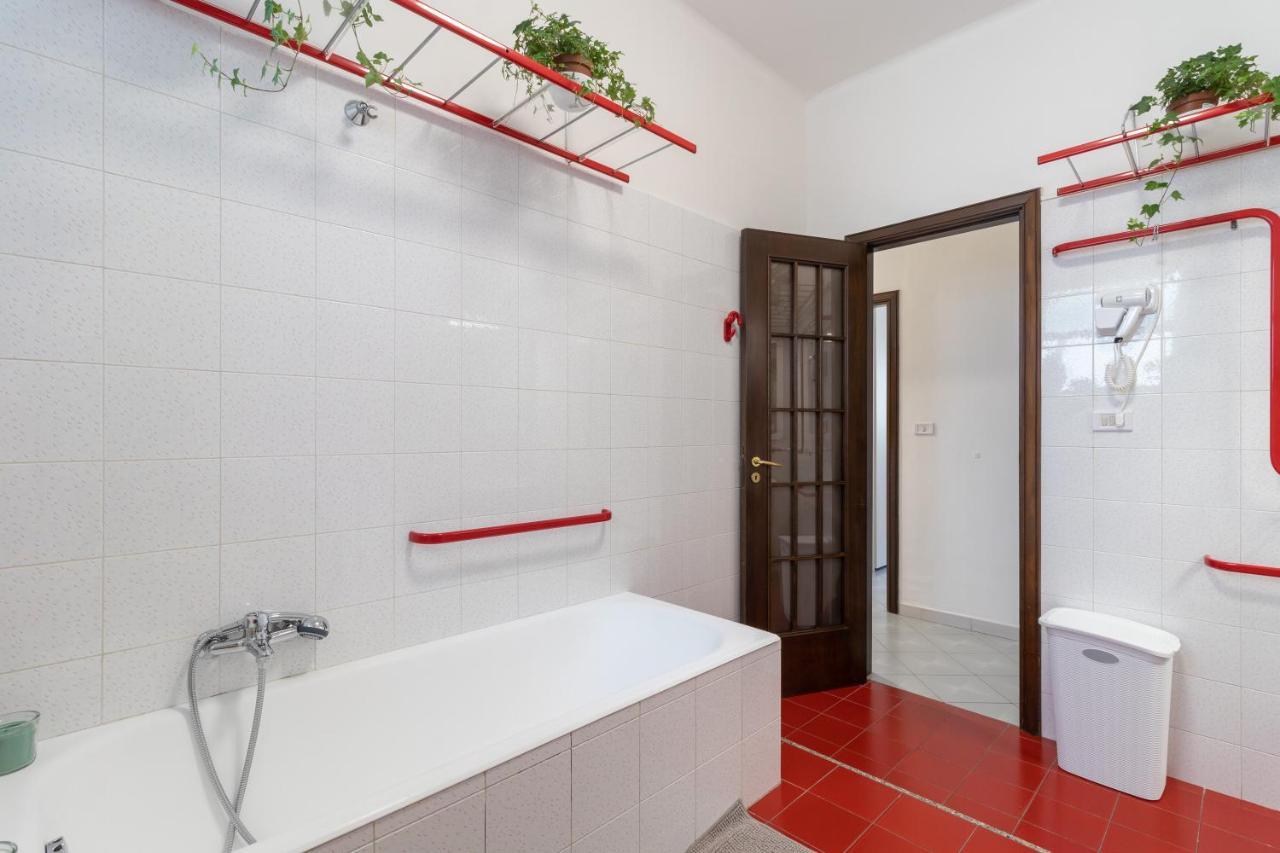 Chicca Casa Vacanze Bari Ngoại thất bức ảnh